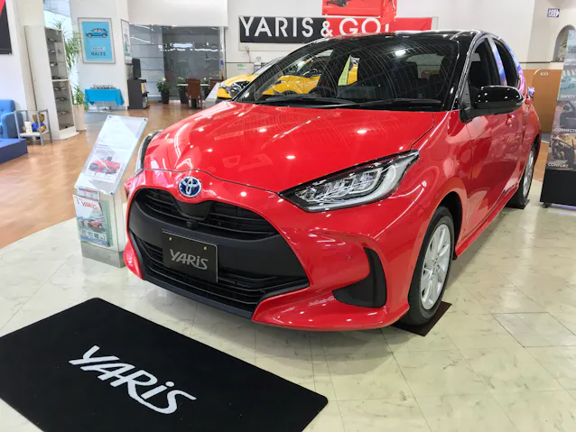 年度の車名別新車販売 トヨタ ヤリス が首位 日本経済新聞 年度の車名別新車販売 トヨタ ヤリス が首位 日本経済新聞