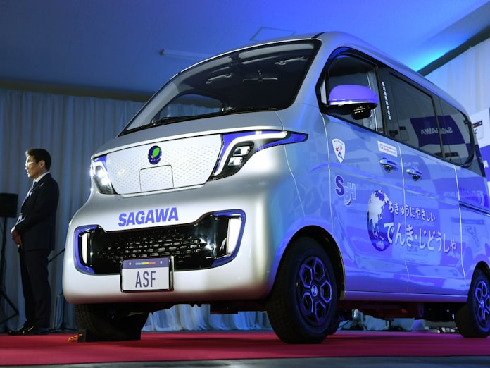中国製ev 日本に本格上陸 佐川急便が7200台採用 日本経済新聞