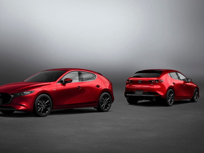 カナダのカー オブ ザ イヤー マツダ3 受賞 日本経済新聞
