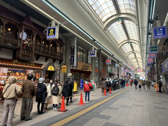 札幌 狸小路に 焼肉ライク 初日は長蛇の列 日本経済新聞 札幌 狸小路に 焼肉ライク 初日は長蛇の列 日本経済新聞