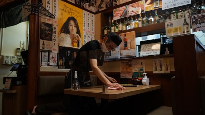 新型コロナ 居酒屋 酒を出すなとは 緊急事態 厳しい措置に困惑 日本経済新聞 新型コロナ 居酒屋 酒を出すなとは 緊急事態 厳しい措置に困惑 日本経済新聞