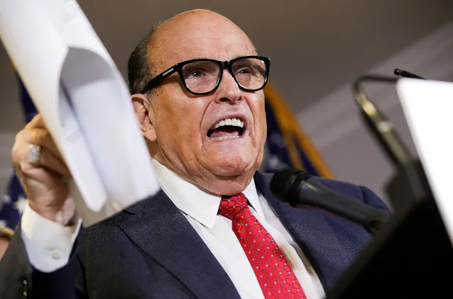 米当局 トランプ氏元側近の自宅を捜索 ジュリアーニ氏 日本経済新聞