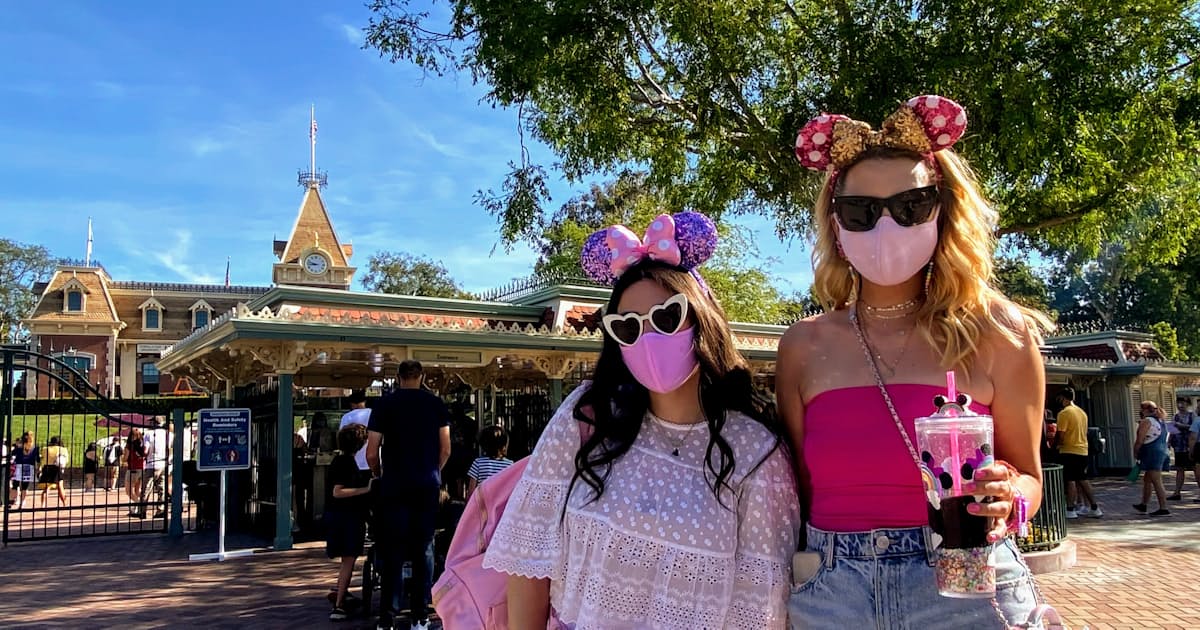 新型コロナ 米ディズニーランド13カ月ぶり再開 レジャー復活期待 日本経済新聞 新型コロナ 米ディズニーランド13カ月ぶり再開 レジャー復活期待 日本経済新聞