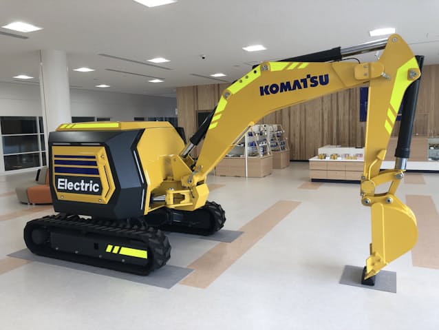 コマツ フル電動の小型ショベル 排ガスゼロで遠隔操作 日本経済新聞 コマツ フル電動の小型ショベル 排ガスゼロで遠隔操作 日本経済新聞