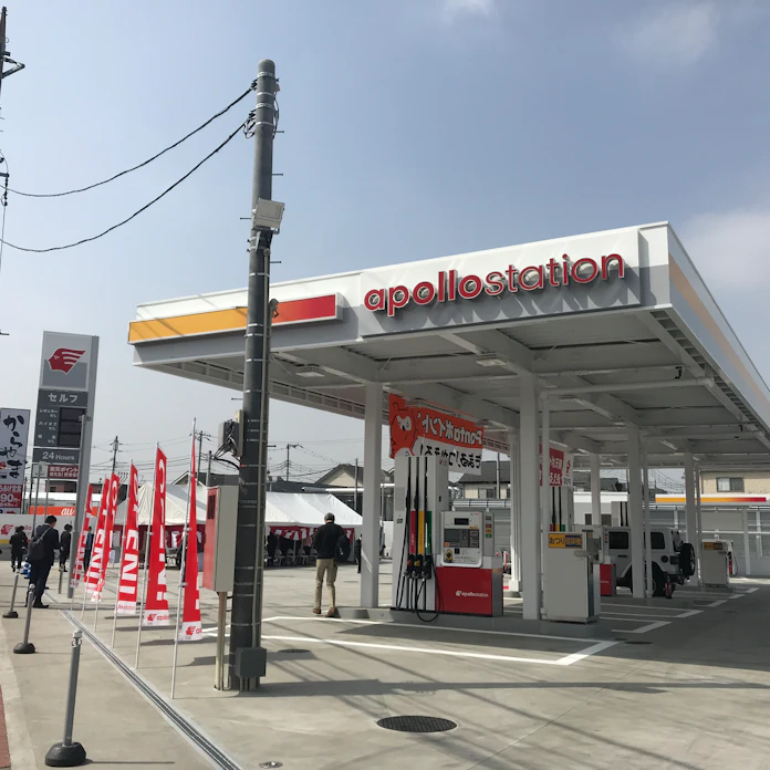 ガソリン購入でポイント取得 アプリ活用も 日本経済新聞 ガソリン購入でポイント取得 アプリ活用も 日本経済新聞