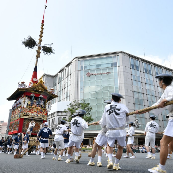 新型コロナ 祇園祭の山鉾 高知よさこい 祭り今年も中止続出 日本経済新聞 新型コロナ 祇園祭の山鉾 高知よさこい 祭り今年も中止続出 日本経済新聞