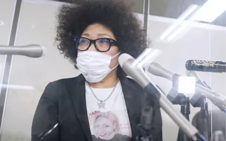 ネット中傷に迅速救済 木村花さん巡り 地裁が賠償命令 日本経済新聞 ネット中傷に迅速救済 木村花さん巡り 地裁が賠償命令 日本経済新聞