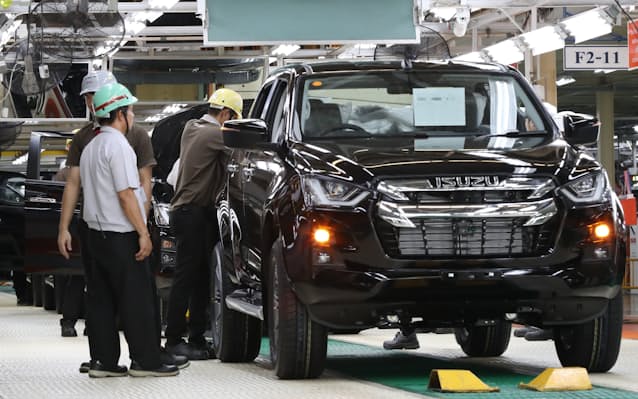 タイ自動車生産 4月は前年同月比4 2倍 工場停止の反動増 日本経済新聞 タイ自動車生産 4月は前年同月比4 2倍 工場停止の反動増 日本経済新聞
