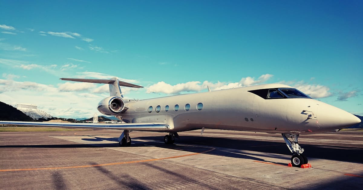 一度は乗りたいビジネスジェット おいくら 日本経済新聞 一度は乗りたいビジネスジェット おいくら 日本経済新聞