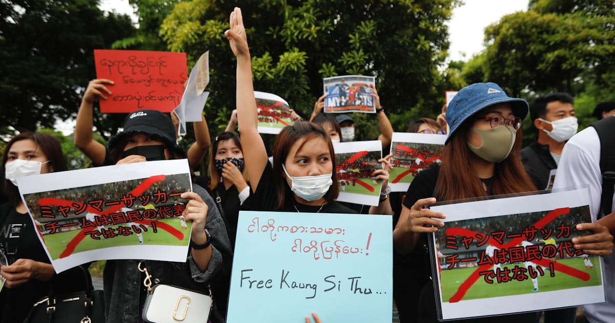 サッカーw杯アジア予選 ミャンマー国軍に抗議活動 日本経済新聞 サッカーw杯アジア予選 ミャンマー国軍に抗議活動 日本経済新聞