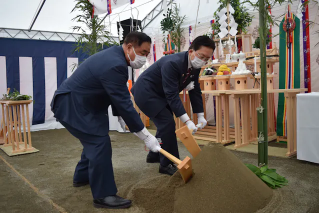 新型コロナ 岩手県と盛岡市が共同整備する野球場 1日に着工 日本経済新聞 新型コロナ 岩手県と盛岡市が共同整備する野球場 1日に着工 日本経済新聞