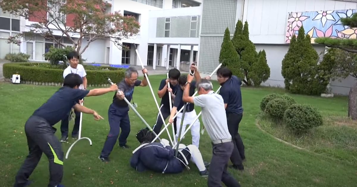 大阪 池田小事件年 危機の備え 保護者と連携道半ば 日本経済新聞 大阪 池田小事件年 危機の備え 保護者と連携道半ば 日本経済新聞