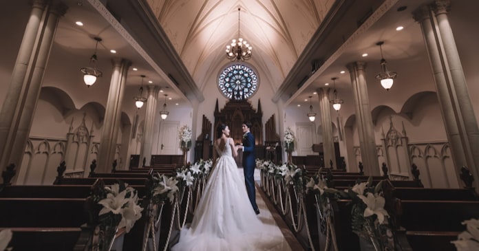 コロナで変わる結婚費用 少人数婚や写真婚で安く 日本経済新聞 コロナで変わる結婚費用 少人数婚や写真婚で安く 日本経済新聞