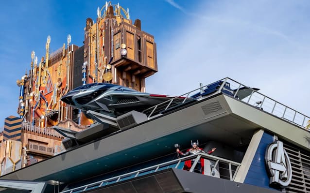 米ディズニーランドにアベンジャーズ登場 物語で進化 日本経済新聞 米ディズニーランドにアベンジャーズ登場 物語で進化 日本経済新聞