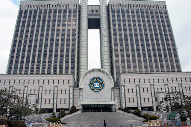 韓国地裁 元徴用工の訴え却下 個人請求権の行使認めず 日本経済新聞 韓国地裁 元徴用工の訴え却下 個人請求権の行使認めず 日本経済新聞