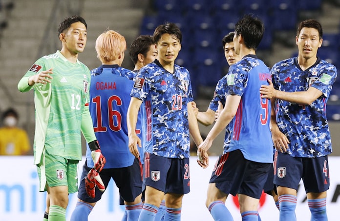 まず正確なパスから サッカーa代表 生き残り難しく 日本経済新聞 まず正確なパスから サッカーa代表 生き残り難しく 日本経済新聞