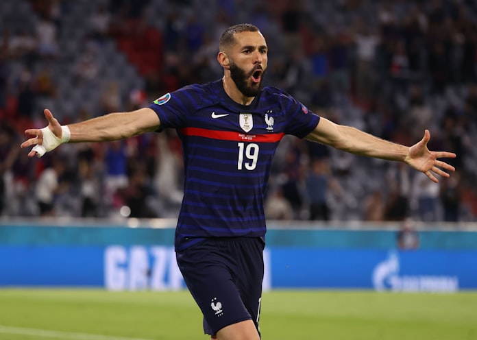 Ft サッカー代表チームが映し出すフランス社会の縮図 日本経済新聞 Ft サッカー代表チームが映し出すフランス社会の縮図 日本経済新聞