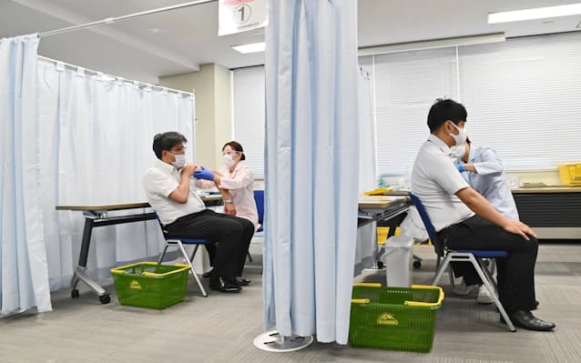 新型コロナ コロナワクチン 関西でも職場接種開始 ダイキンやjr西 日本経済新聞 新型コロナ コロナワクチン 関西でも職場接種開始 ダイキンやjr西 日本経済新聞
