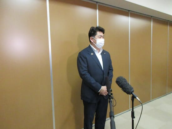 福田 川崎市長 3選出馬を表明 日本経済新聞 福田 川崎市長 3選出馬を表明 日本経済新聞