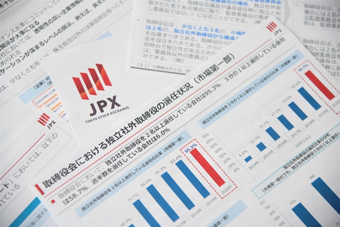 取締役会とは 経営を監督 執行は分離も 日本経済新聞