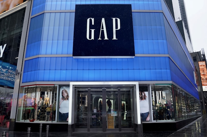 米ギャップ 英の全店閉鎖 オンライン販売に移行 日本経済新聞 米ギャップ 英の全店閉鎖 オンライン販売に移行 日本経済新聞