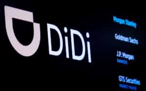 中国の配車サービス最大手、滴滴出行(ディディ)はアプリ配信停止を命じられた=ロイター 中国の配車サービス最大手、滴滴出行(ディディ)はアプリ配信停止を命じられた=ロイター