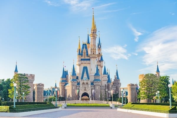 東京ディズニー 時短営業や酒類販売中止を継続 日本経済新聞 東京ディズニー 時短営業や酒類販売中止を継続 日本経済新聞