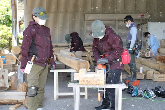 我が家をまるごとつくってみたら セルフビルドの楽しみ 日本経済新聞 我が家をまるごとつくってみたら セルフビルドの楽しみ 日本経済新聞