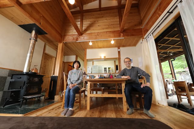 我が家をまるごとつくってみたら セルフビルドの楽しみ 日本経済新聞 我が家をまるごとつくってみたら セルフビルドの楽しみ 日本経済新聞