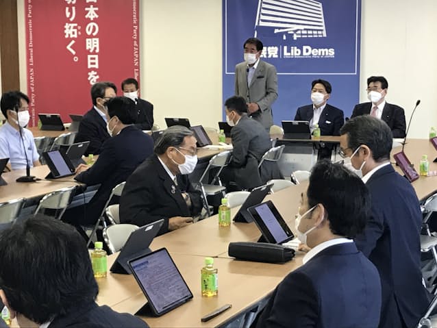 新型コロナ 飲食店協力金 4週間分先渡し 政府方針 日本経済新聞 新型コロナ 飲食店協力金 4週間分先渡し 政府方針 日本経済新聞