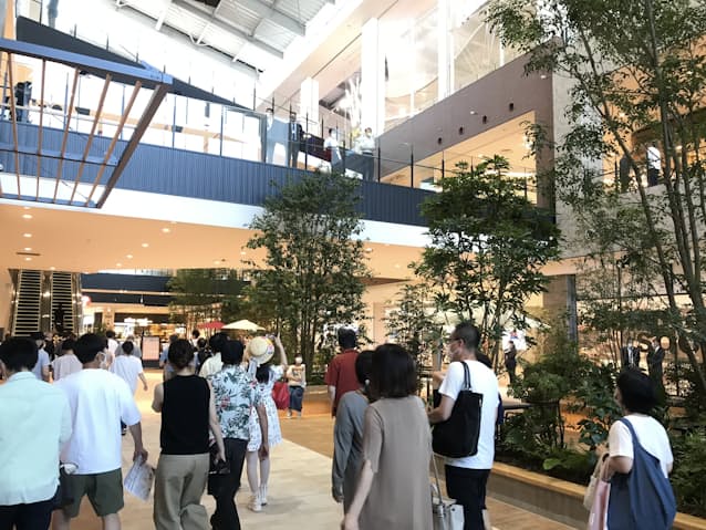 イオンモール白山 開業 食とエンタメで集客 日本経済新聞 イオンモール白山 開業 食とエンタメで集客 日本経済新聞