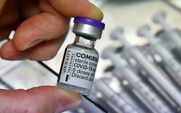 厚生労働省は自治体へのワクチン配分方法を見直す