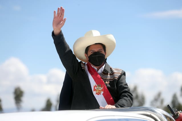 ペルー大統領 首相に極左思想の政治家を指名 日本経済新聞 ペルー大統領 首相に極左思想の政治家を指名 日本経済新聞