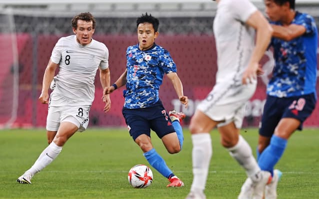 サッカー男子4強入り Pk戦制す 日本経済新聞 サッカー男子4強入り Pk戦制す 日本経済新聞