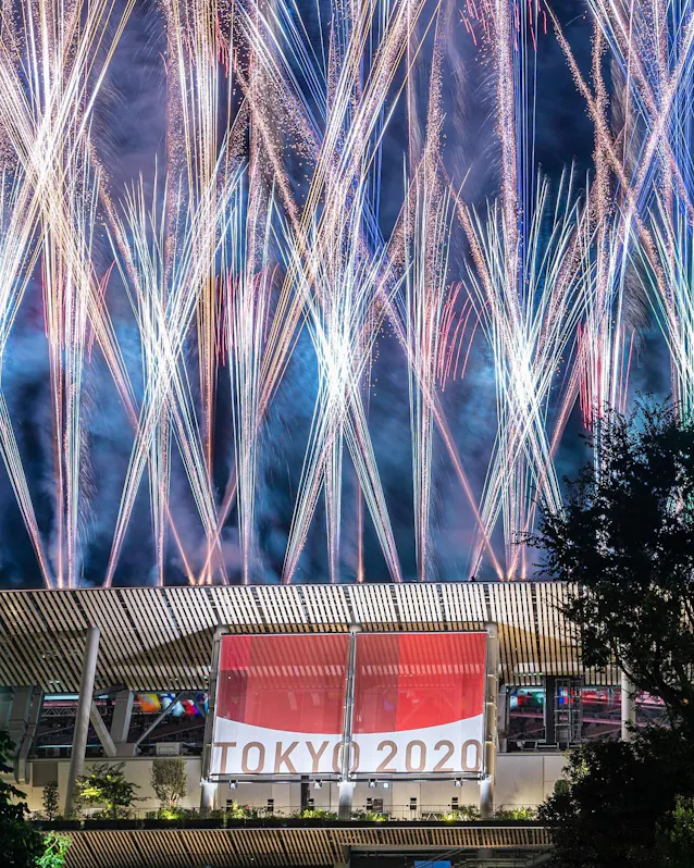 花火にドローン 7月27日 8月2日の投稿紹介 日本経済新聞 花火にドローン 7月27日 8月2日の投稿紹介 日本経済新聞