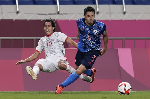 成長するサッカー五輪組 フル代表 大変わりの可能性 日本経済新聞 成長するサッカー五輪組 フル代表 大変わりの可能性 日本経済新聞