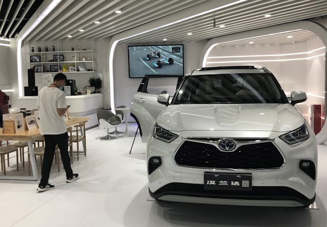 7月中国新車販売 トヨタ2 8 増 2カ月ぶりプラス 日本経済新聞 7月中国新車販売 トヨタ2 8 増 2カ月ぶりプラス 日本経済新聞