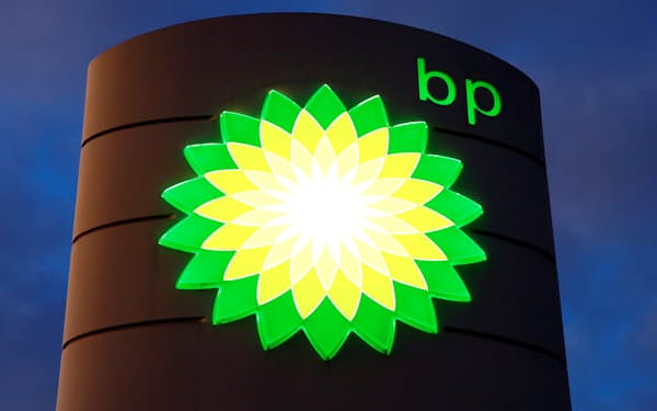 英BPは現金収支改善で株主還元を強化する＝ロイター