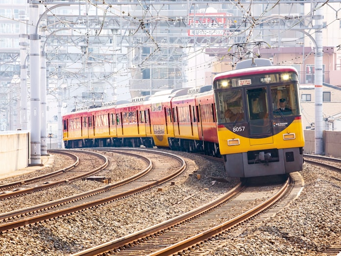 京阪 昨晩は また事故で遅れてました ピンぼけブログ館