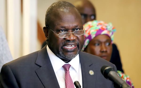 　南スーダンのマシャール第1副大統領＝2020年4月（ロイター＝共同）