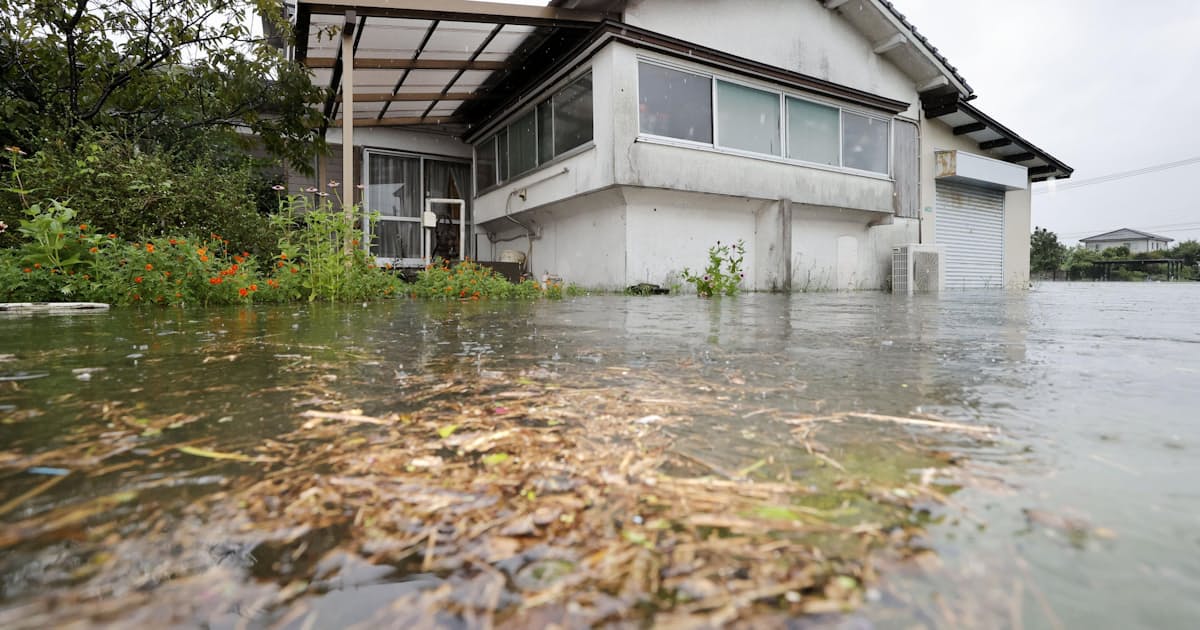 経験したことない雨 長引く大雨に募る不安 日本経済新聞 経験したことない雨 長引く大雨に募る不安 日本経済新聞
