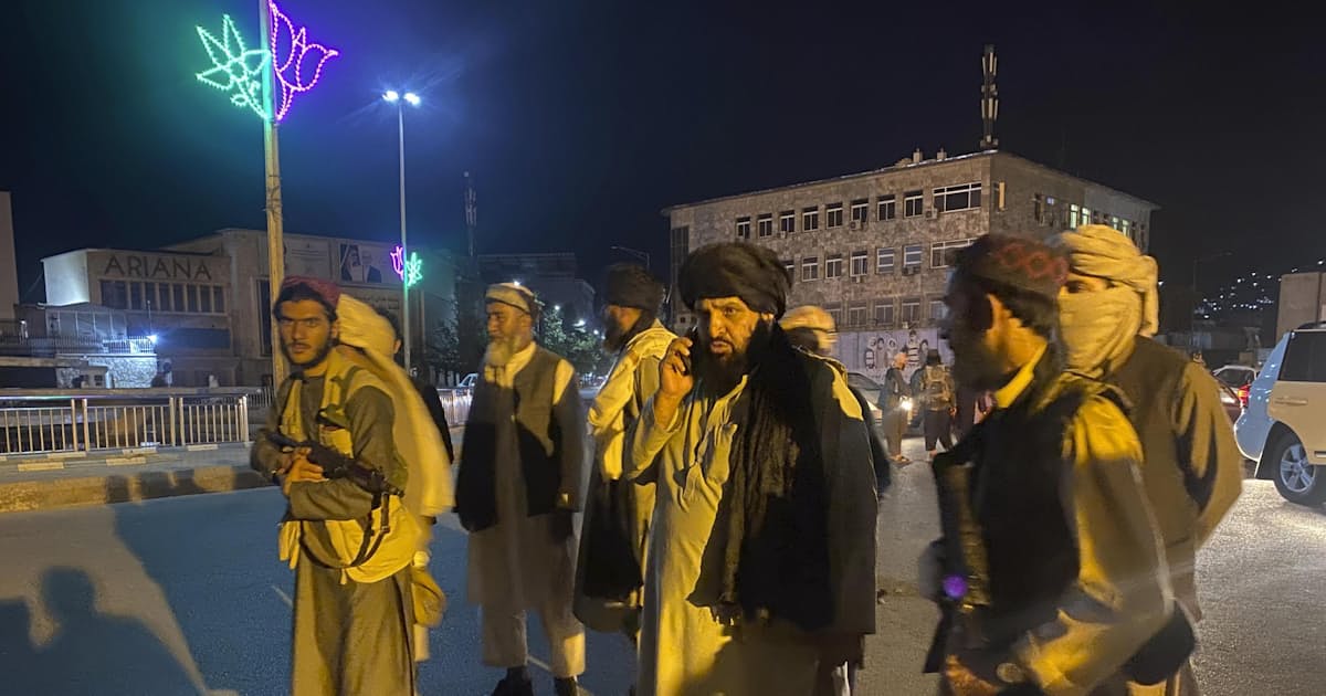 アフガニスタン首都 銃声で緊迫 大統領に批判の声も 日本経済新聞