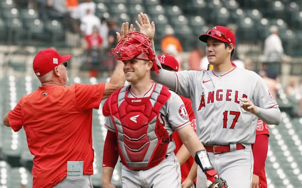 大谷の打席で差別的な発言 モリス氏が謝罪 日本経済新聞 大谷の打席で差別的な発言 モリス氏が謝罪 日本経済新聞