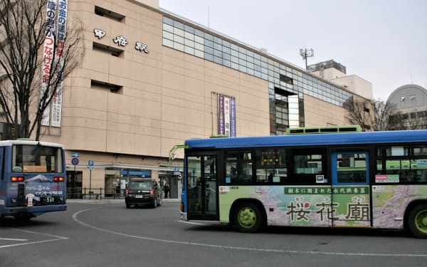 新型コロナ 甲府 羽田空港線の高速バス増便 横浜駅経由を新設 日本経済新聞 新型コロナ 甲府 羽田空港線の高速バス増便 横浜駅経由を新設 日本経済新聞