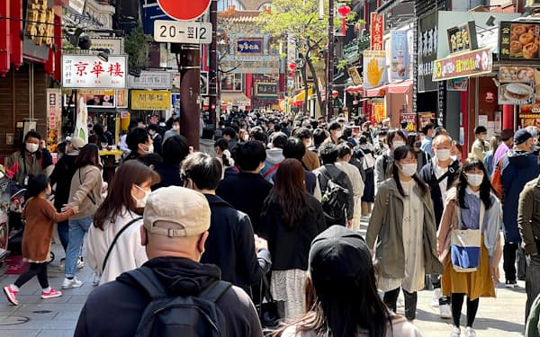 横浜市は横浜中華街をはじめ観光の受け入れ体制が整っている（4月撮影）