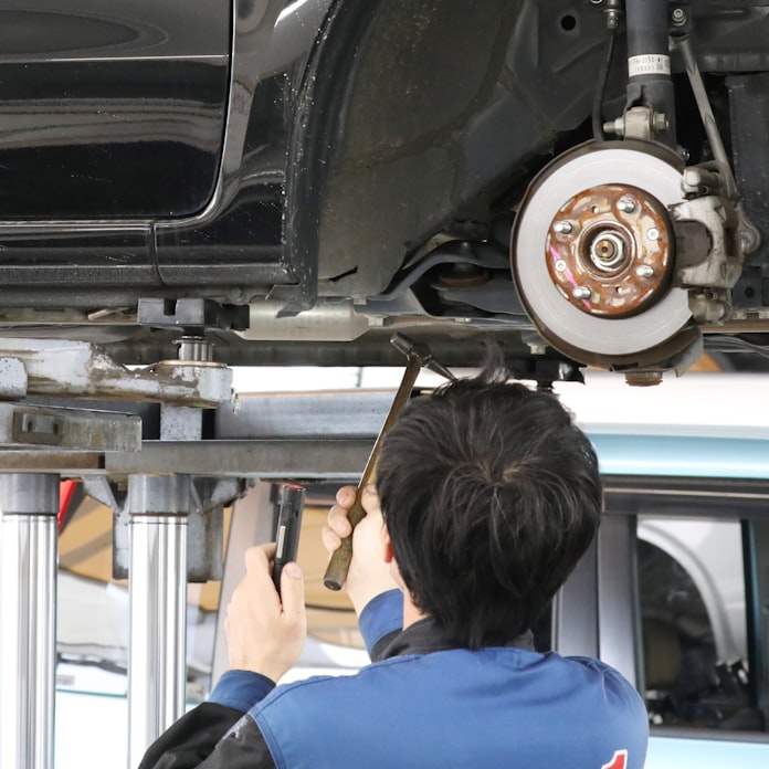 車検に人材難 価格競争 Caseが直撃 再編の引き金に 日本経済新聞