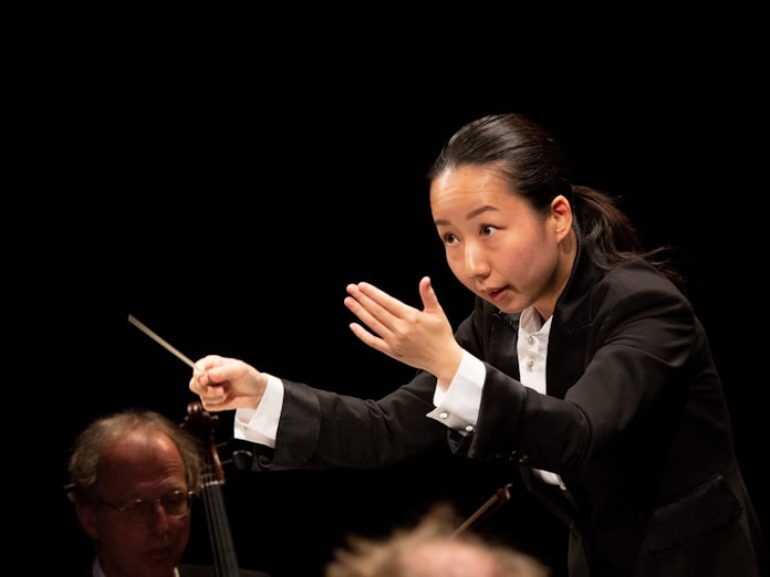 ブザンソン覇者 沖澤のどか 関西で初指揮 日本経済新聞 ブザンソン覇者 沖澤のどか 関西で初指揮 日本経済新聞