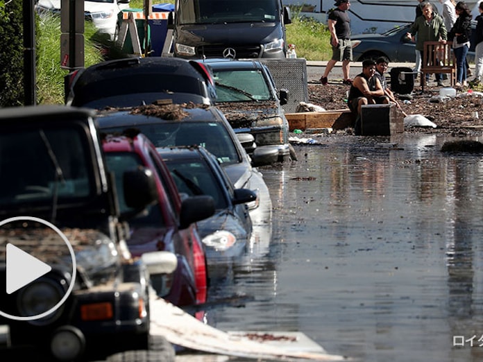 米東部 記録的豪雨で死者40人 Nyは交通マヒ続く 日本経済新聞 米東部 記録的豪雨で死者40人 Nyは交通マヒ続く 日本経済新聞