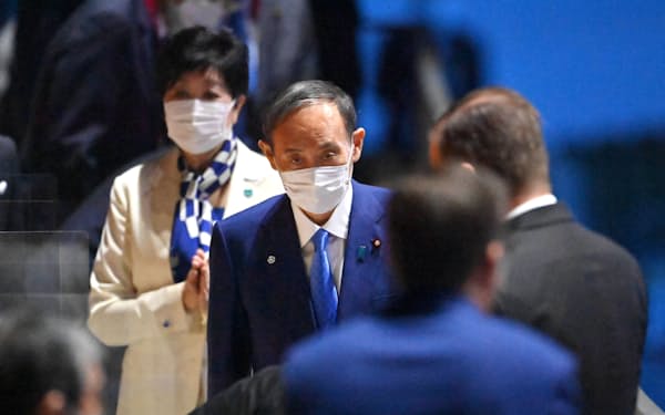 東京パラリンピックの閉会式に出席した菅首相（5日、東京都新宿区）