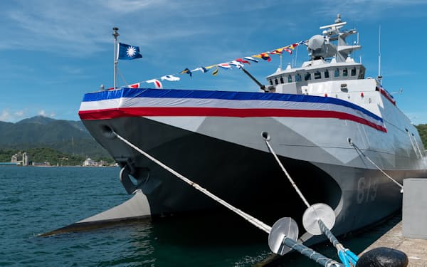 台湾が自主建造した新型のコルベット艦「塔江艦」（9日、宜蘭県）＝総統府提供